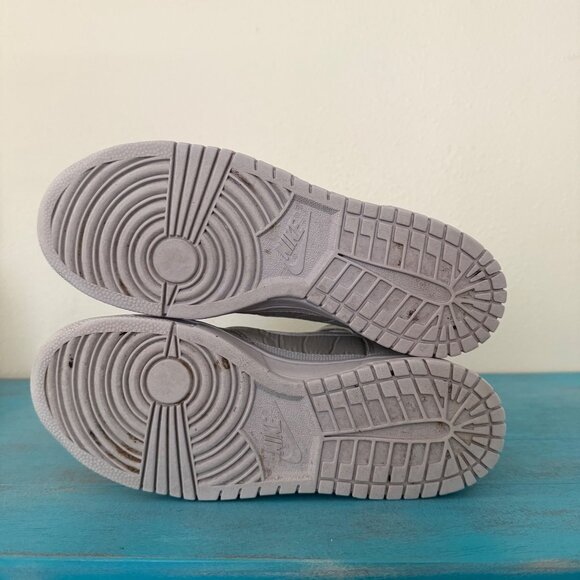 Nike Dunk High Top Premium Quilted Metallic Silver Gray Sneakers Sz 40/10 - Picture 9 of 9